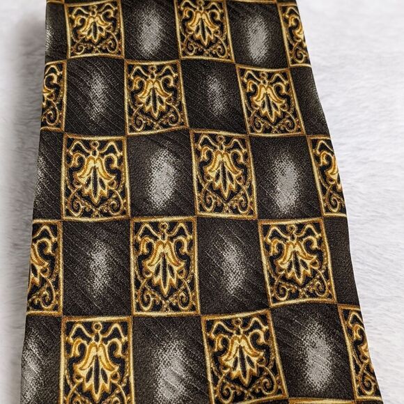 Men's Vintage 100% Silk Tie Made in Italy - Checkerboard Crest Motif - Picture 14 of 16